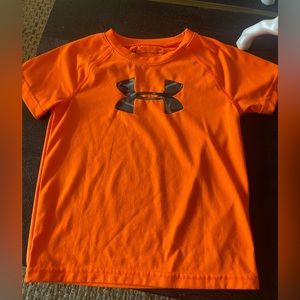 Under Armour boys 4T athletic shirt